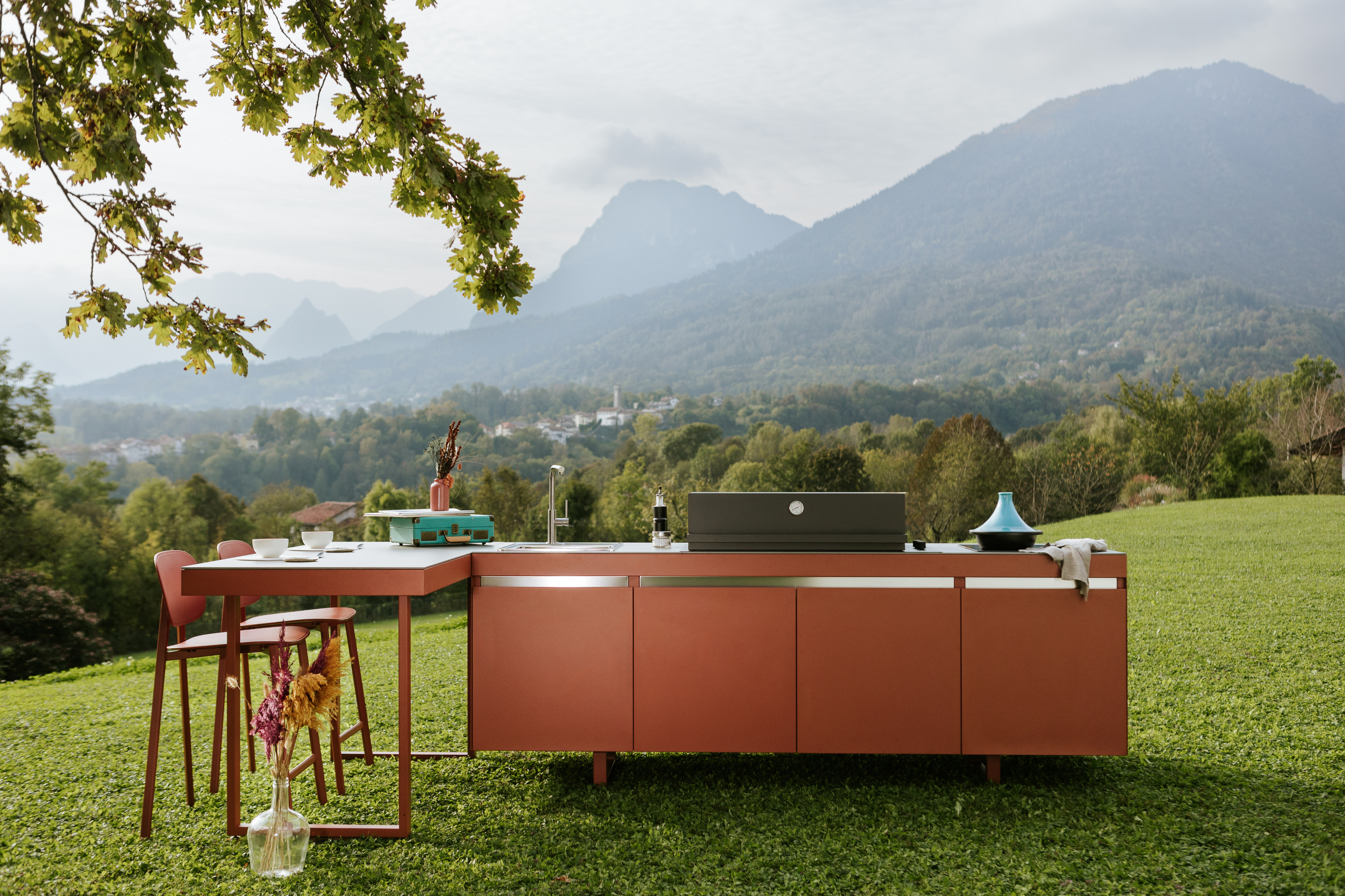 Fogher outdoor kitchen with mountain view